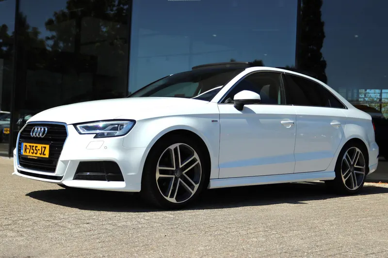 Audi A3 (2017)