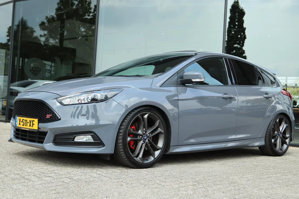 Ford Focus (2015) — foto 1