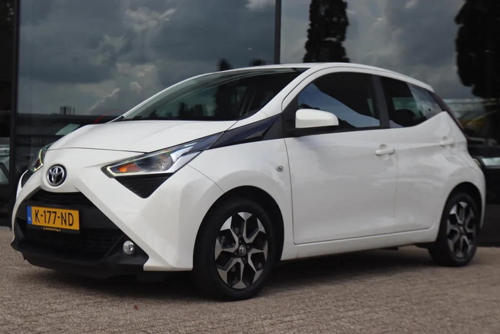 Toyota Aygo (2019) — foto 1