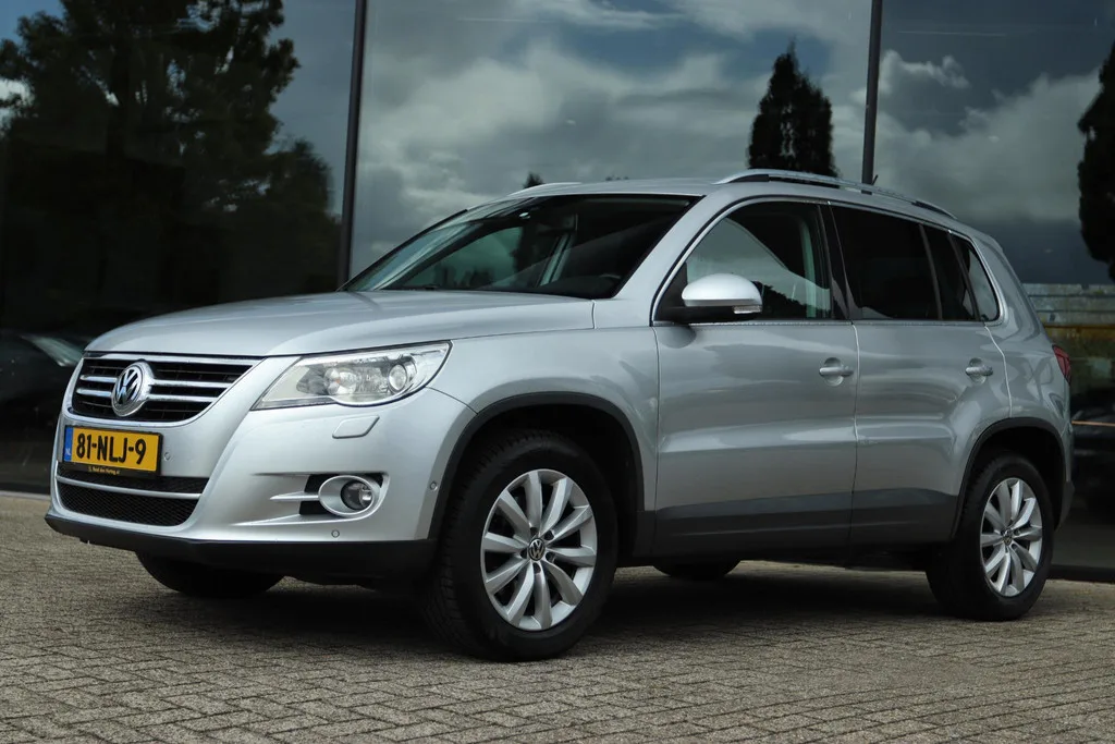 Volkswagen Tiguan (2010) — foto 1