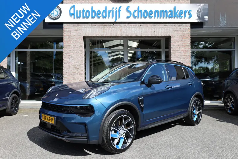 Lynk & Co 01 (2022)