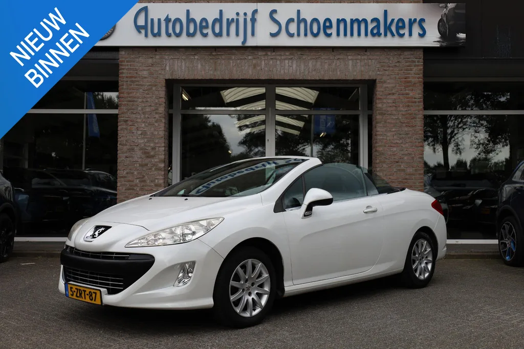 Peugeot 308 (2010) — foto 1