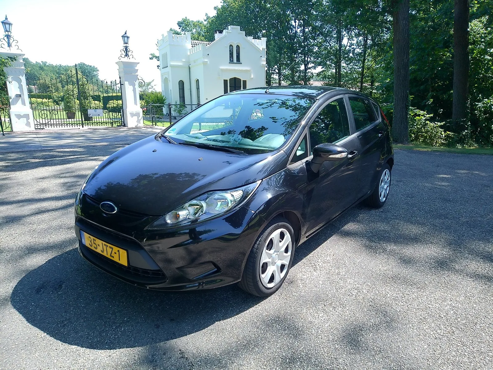 Ford Fiesta (2009) — foto 1