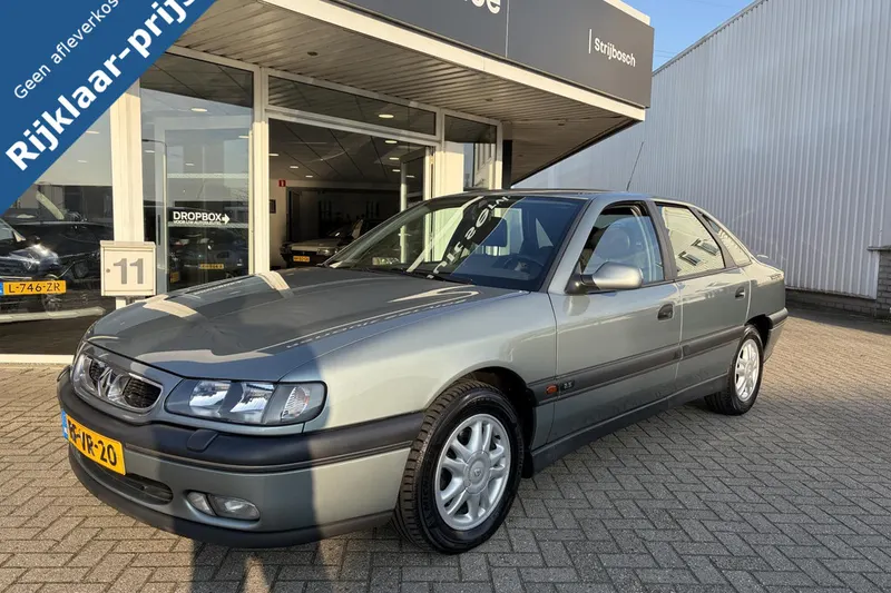 Renault Safrane (1997)