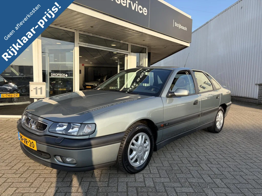 Renault Safrane (1997) — foto 1