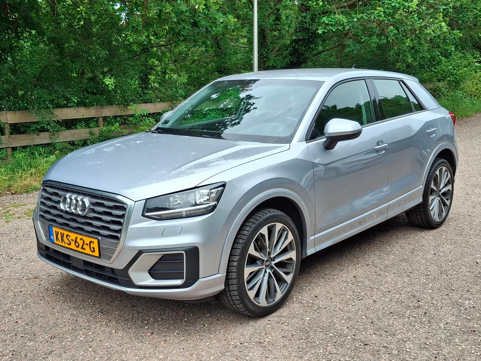 Audi Q2 (2020) — foto 1