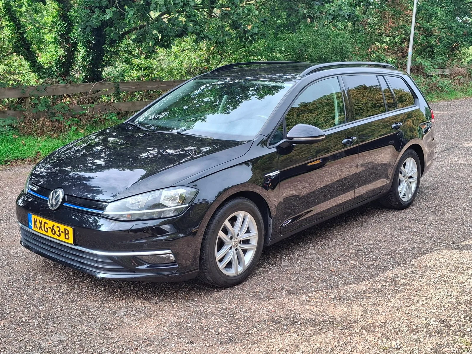 Volkswagen Golf (2018) — foto 1