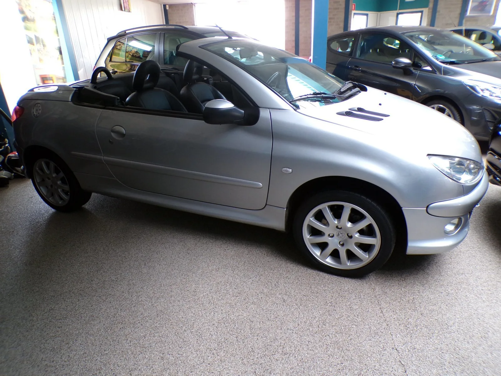 Peugeot 206 (2003) — foto 1