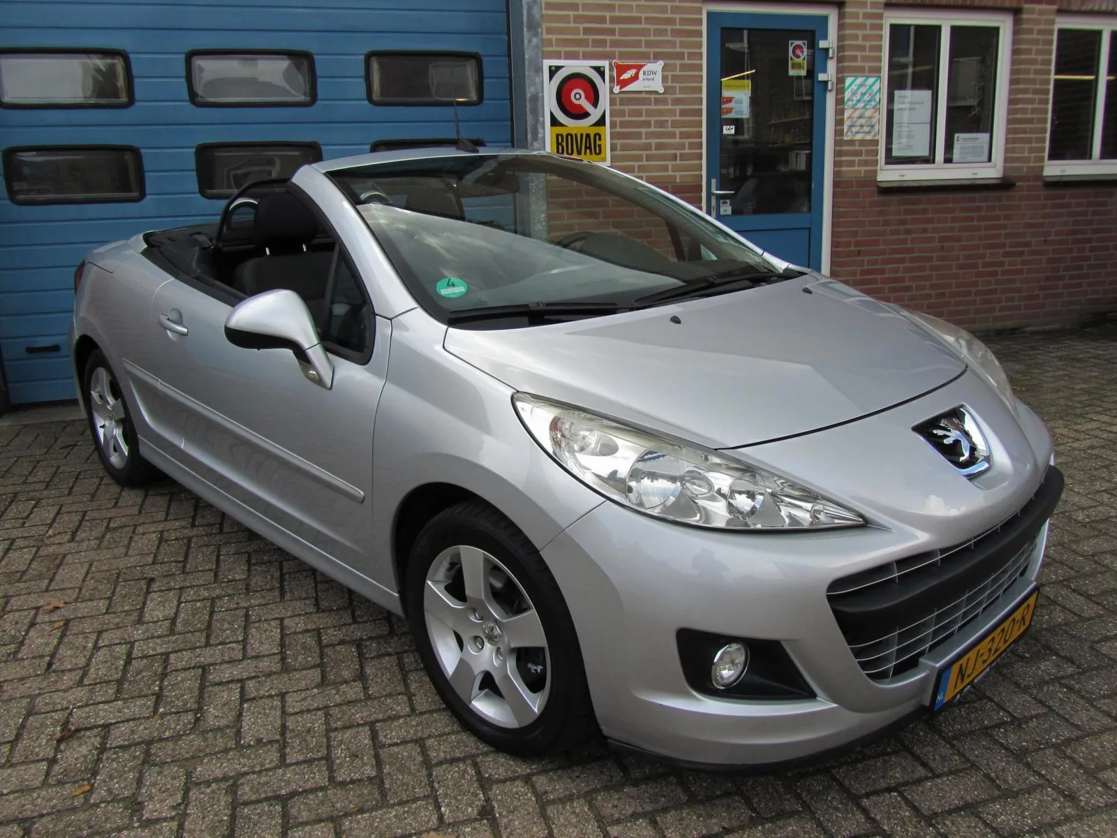 Peugeot 207 (2011) — foto 1