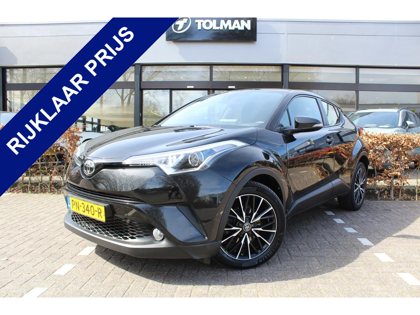 Toyota C-HR (2017) — foto 1