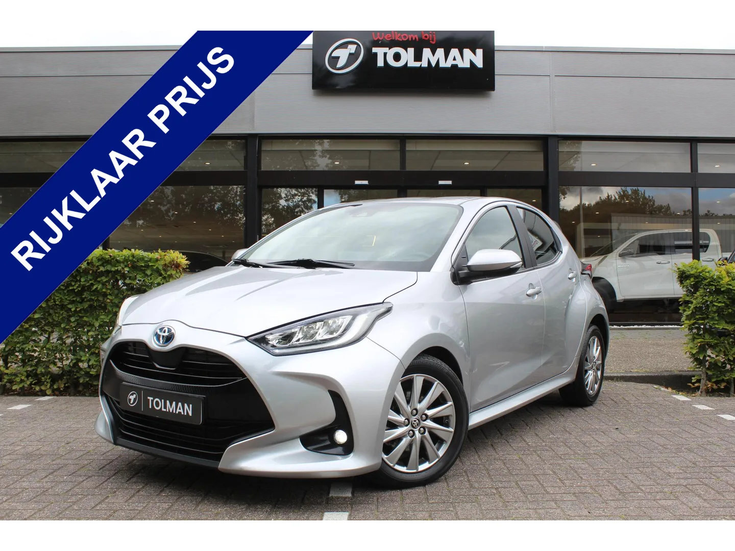 Toyota Yaris (2023) — foto 1