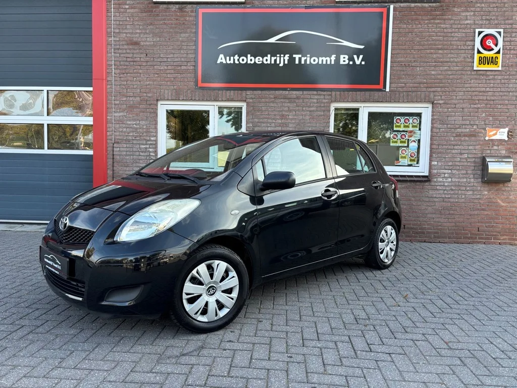 Toyota Yaris (2009) — foto 1