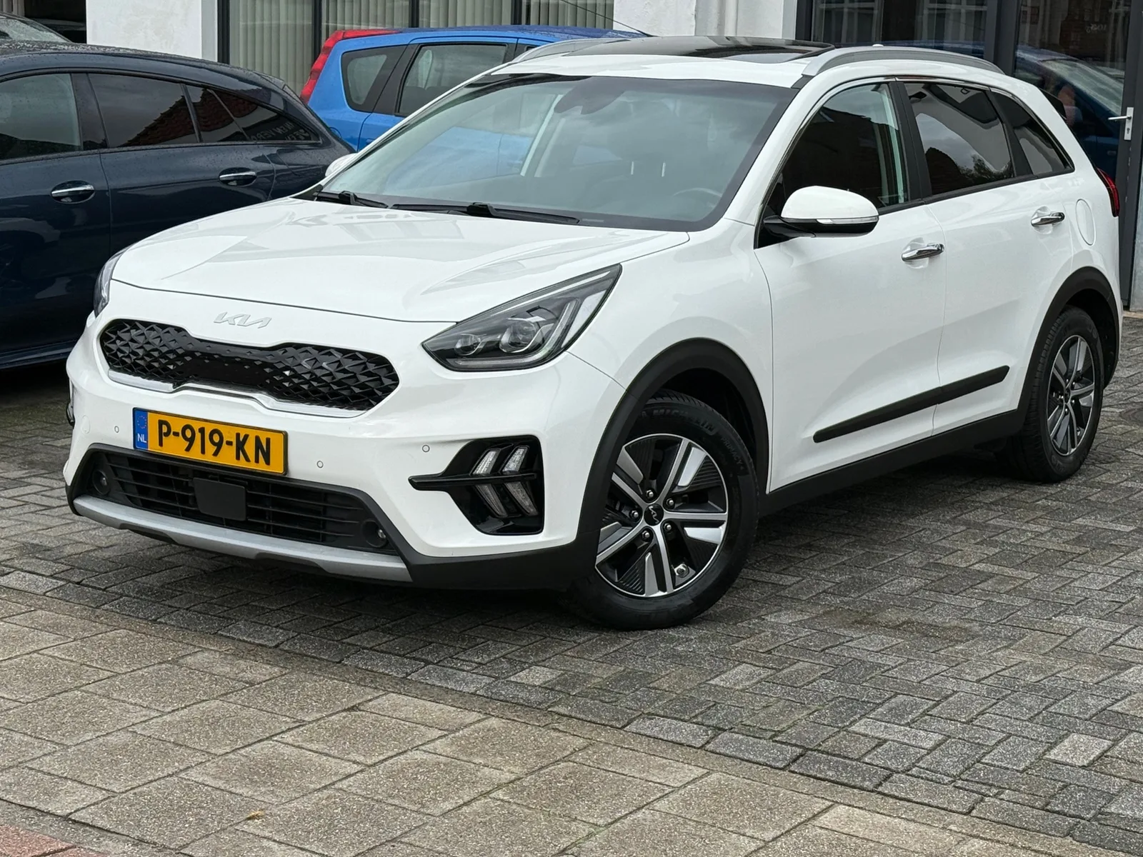 Kia Niro (2022) — foto 1