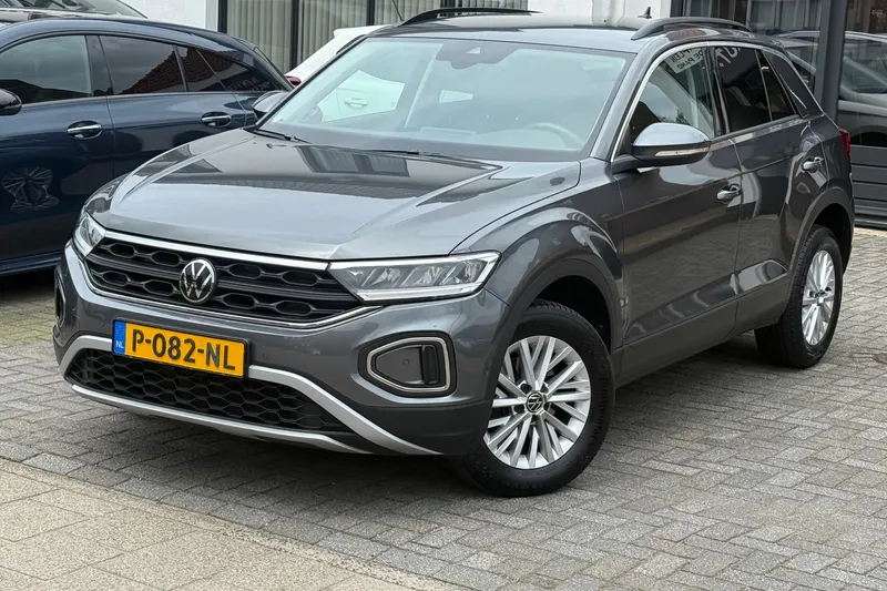 Volkswagen T-Roc (2022)