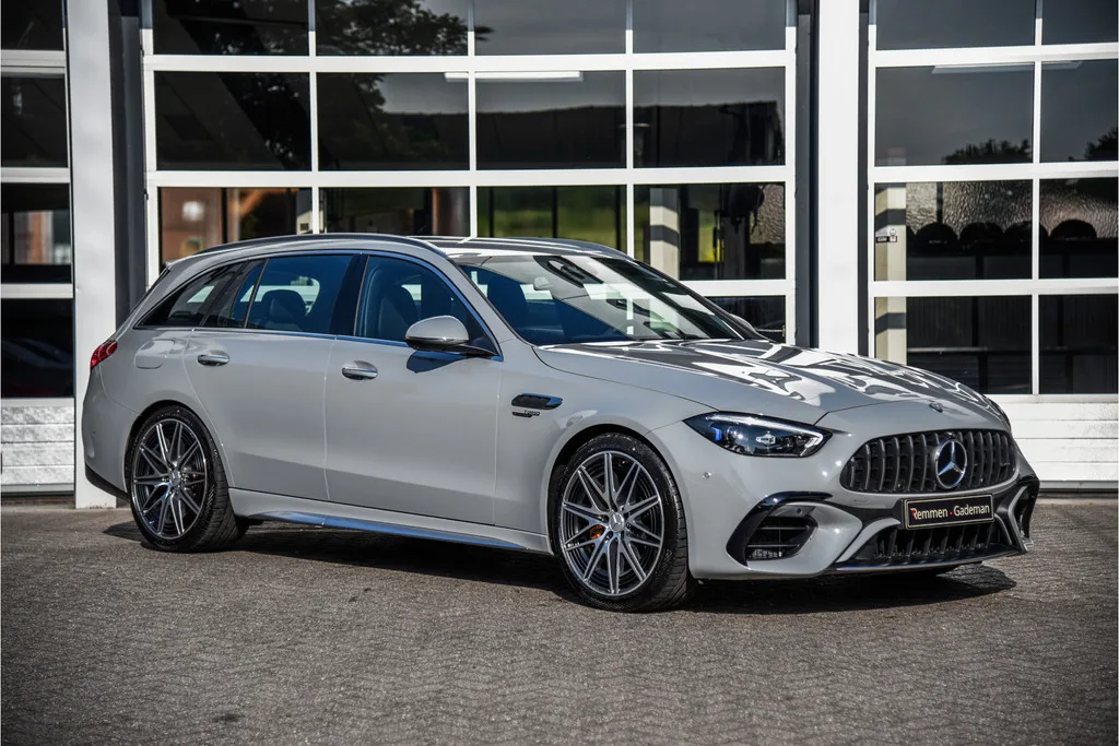 Mercedes-Benz C-Klasse (2024) — foto 1