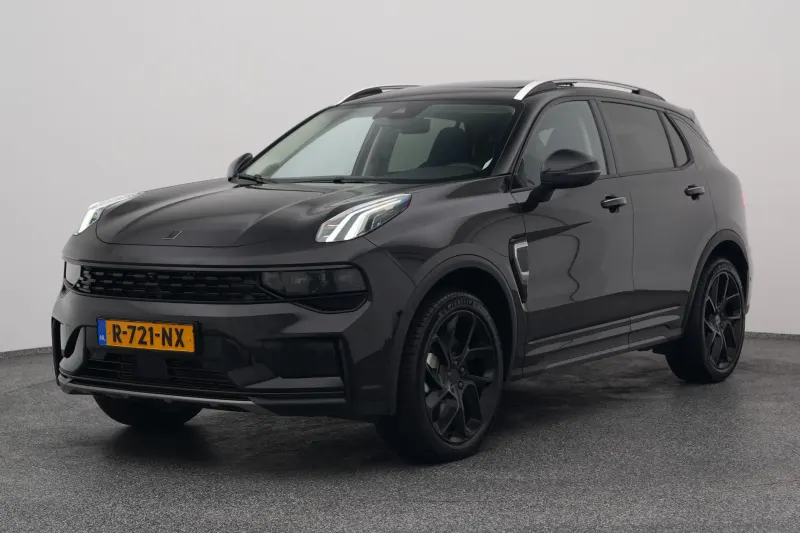 Lynk & Co 01 (2022)