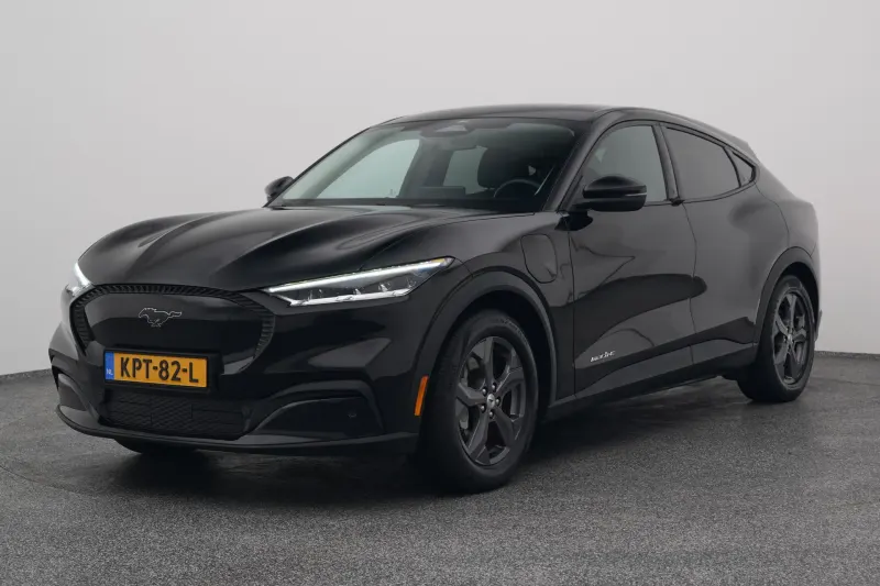 Ford Mustang (2022)