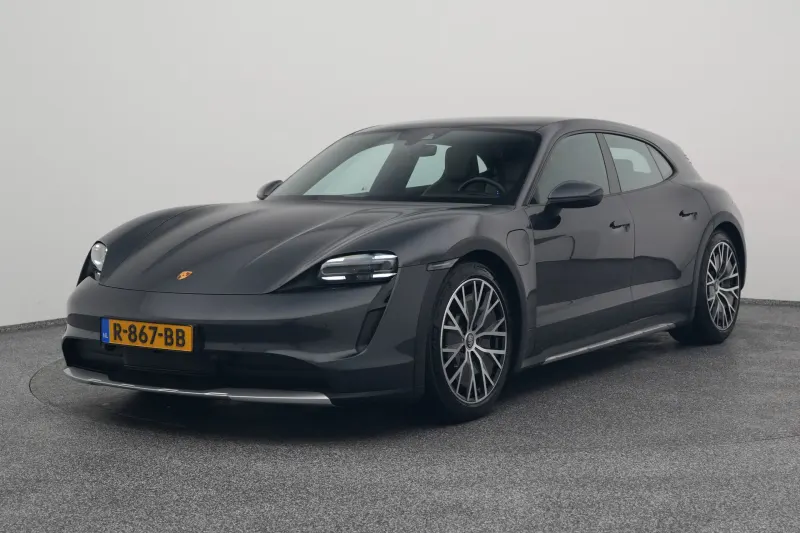 Porsche Taycan (2022)