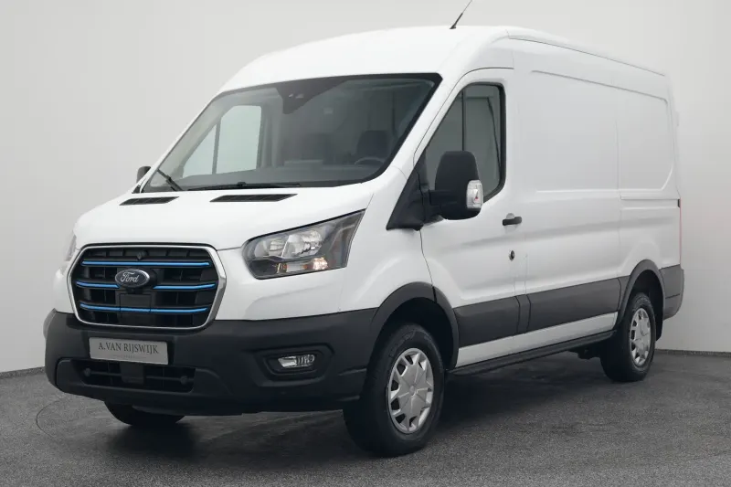 Ford E-Transit (2024)