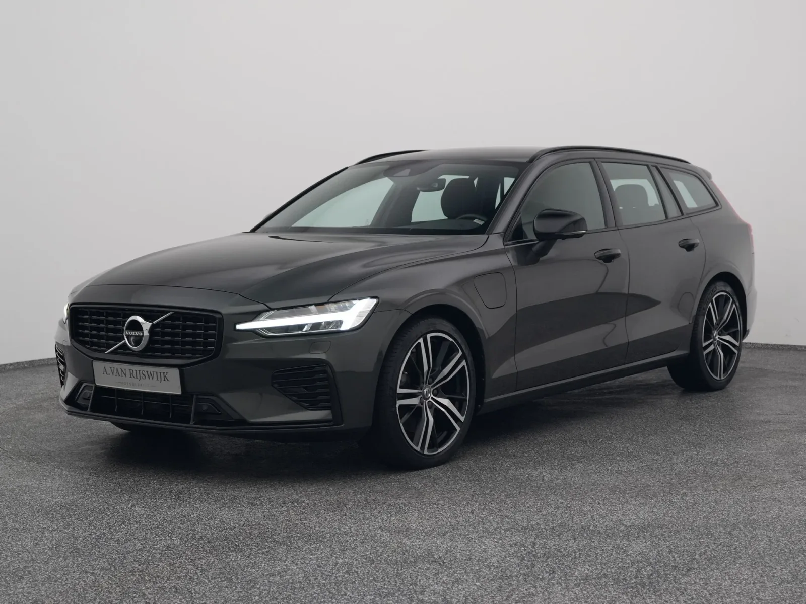 Volvo V60 (2021) — foto 1
