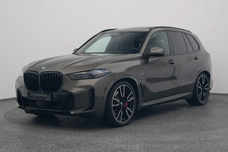 BMW X5 (2024)