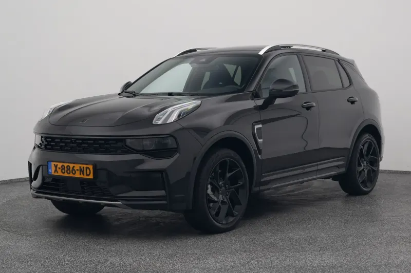 Lynk & Co 01 (2024)