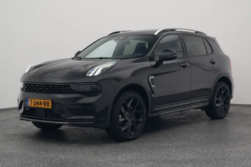 Lynk & Co 01 (2023)