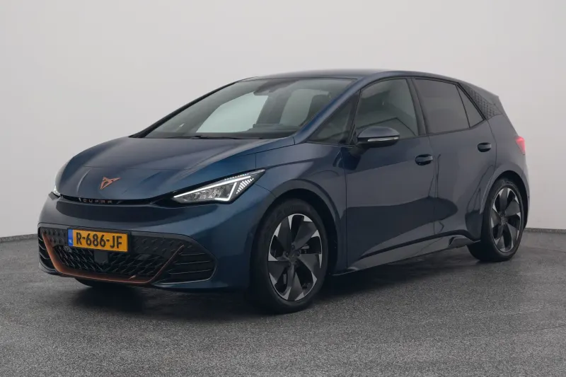 CUPRA Born (2022)