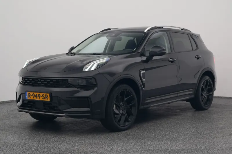 Lynk & Co 01 (2022)