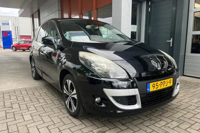 Renault Scénic (2011)