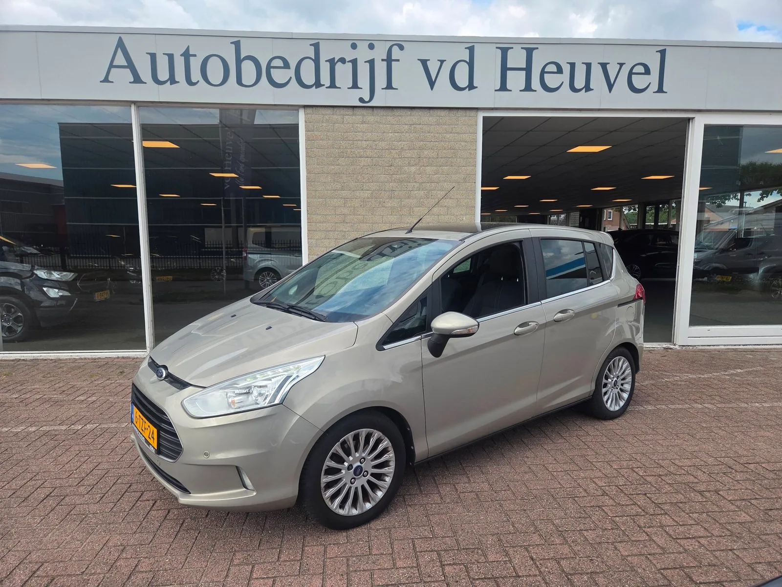 Ford B-Max (2014) — foto 1