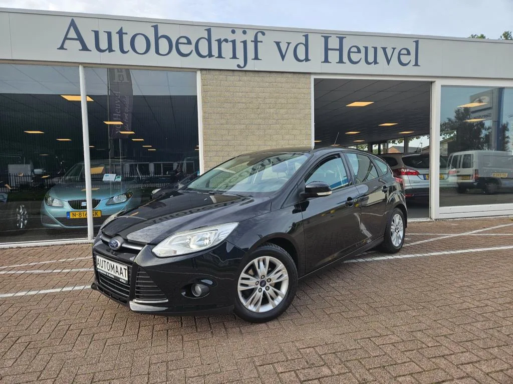 Ford Focus (2011) — foto 1