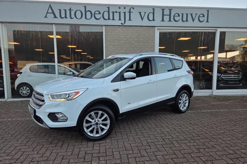 Ford Kuga (2017)
