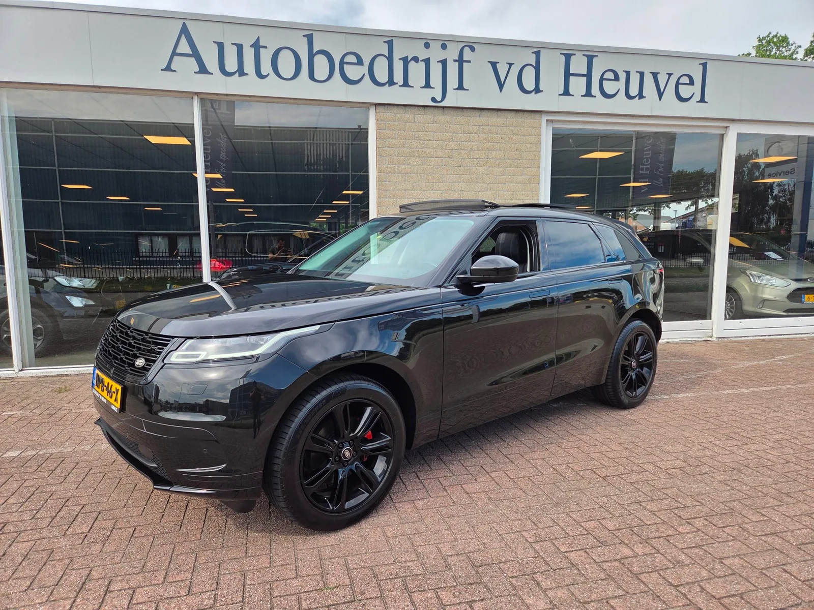 Land Rover Range Rover Velar (2019) — foto 1