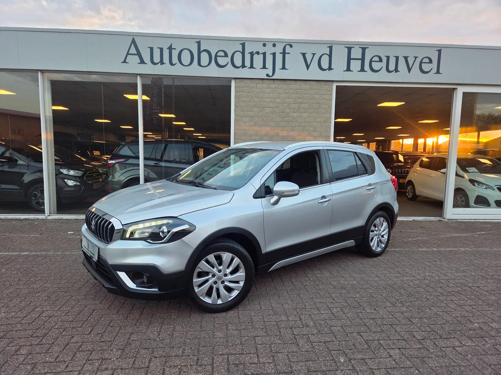 Suzuki S-Cross (2019) — foto 1