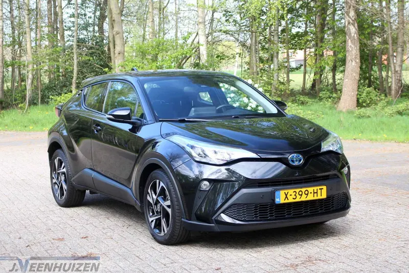 Toyota C-HR (2023)