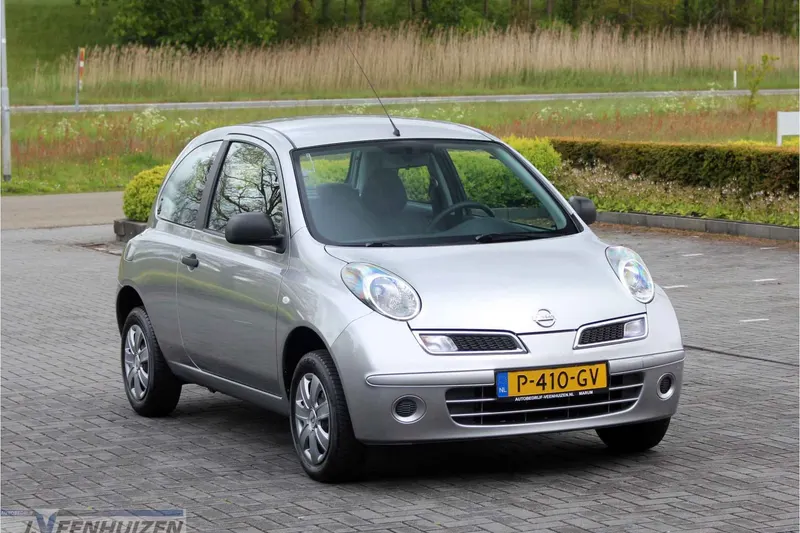 Nissan Micra (2010)