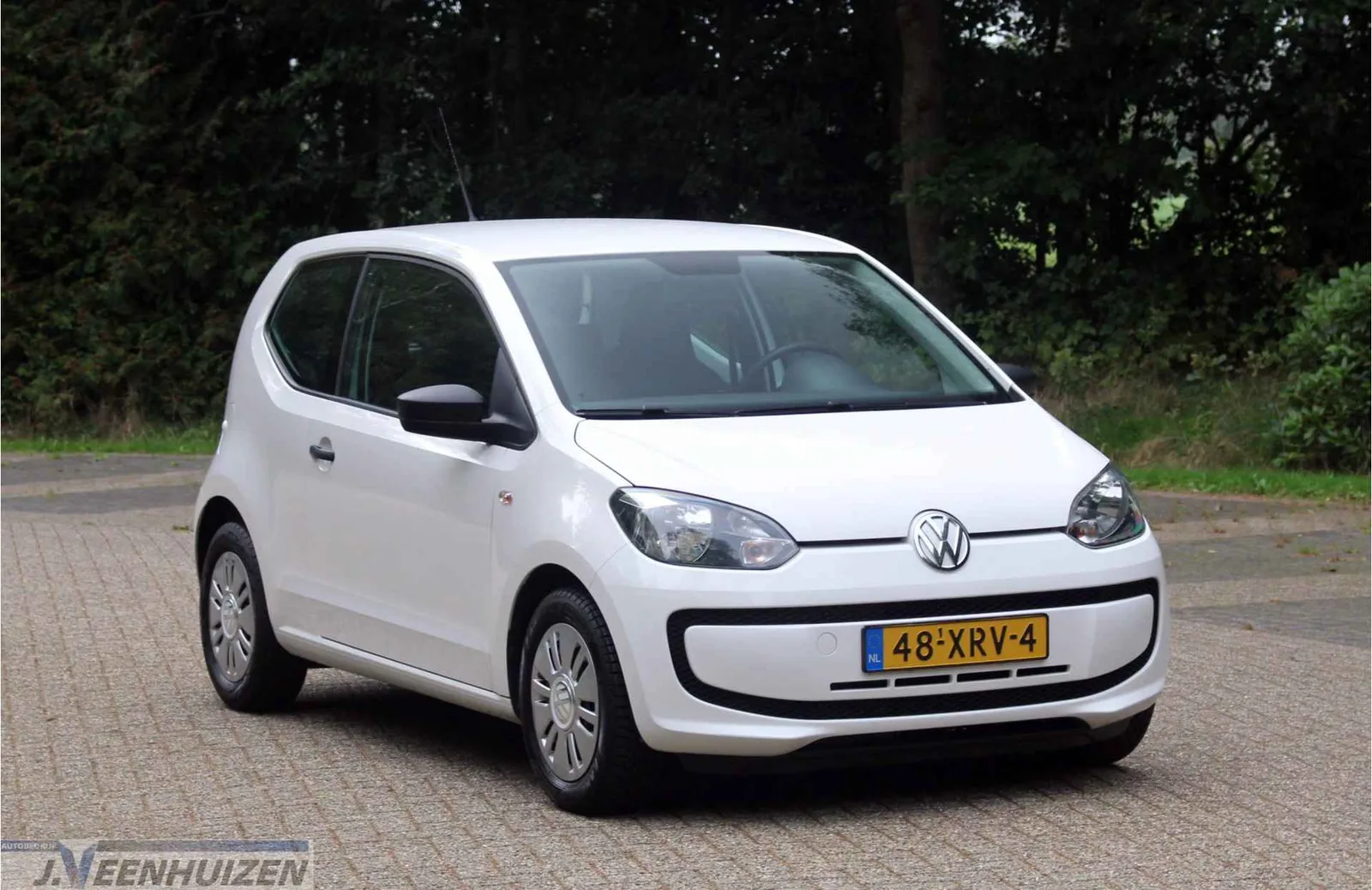 Volkswagen Up! (2012) — foto 1