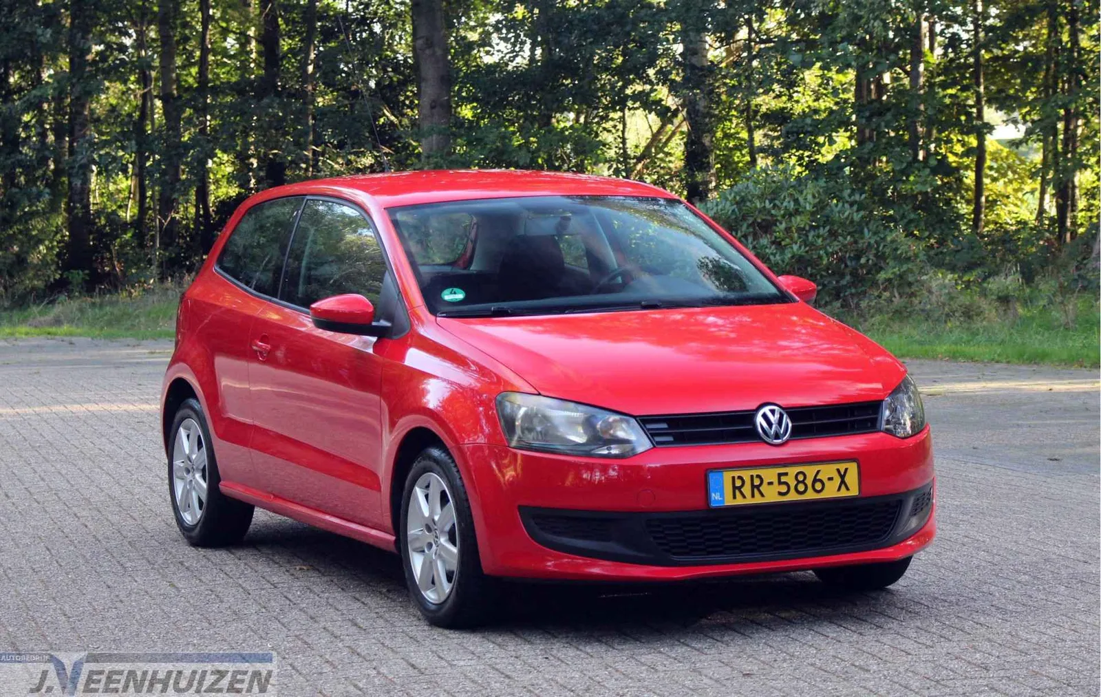 Volkswagen Polo (2011) — foto 1