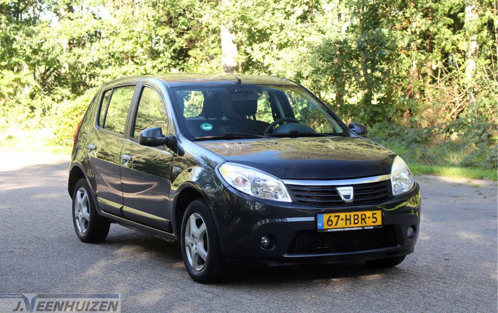 Dacia Sandero (2008) — foto 1