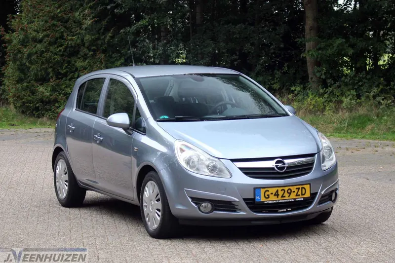 Opel Corsa (2008)