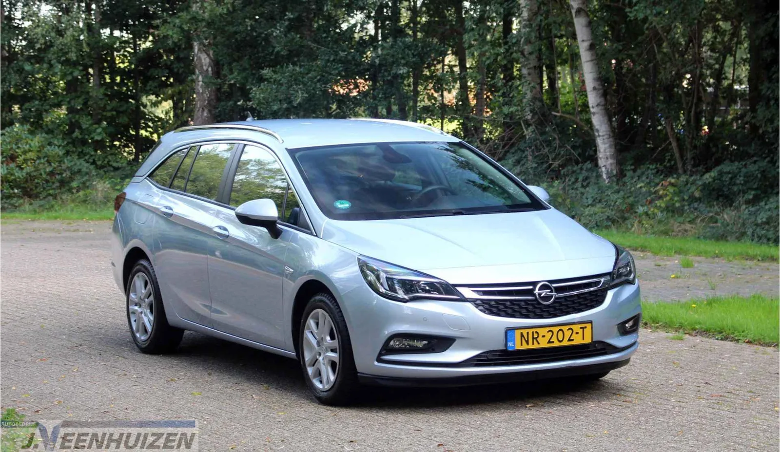 Opel Astra (2017) — foto 1