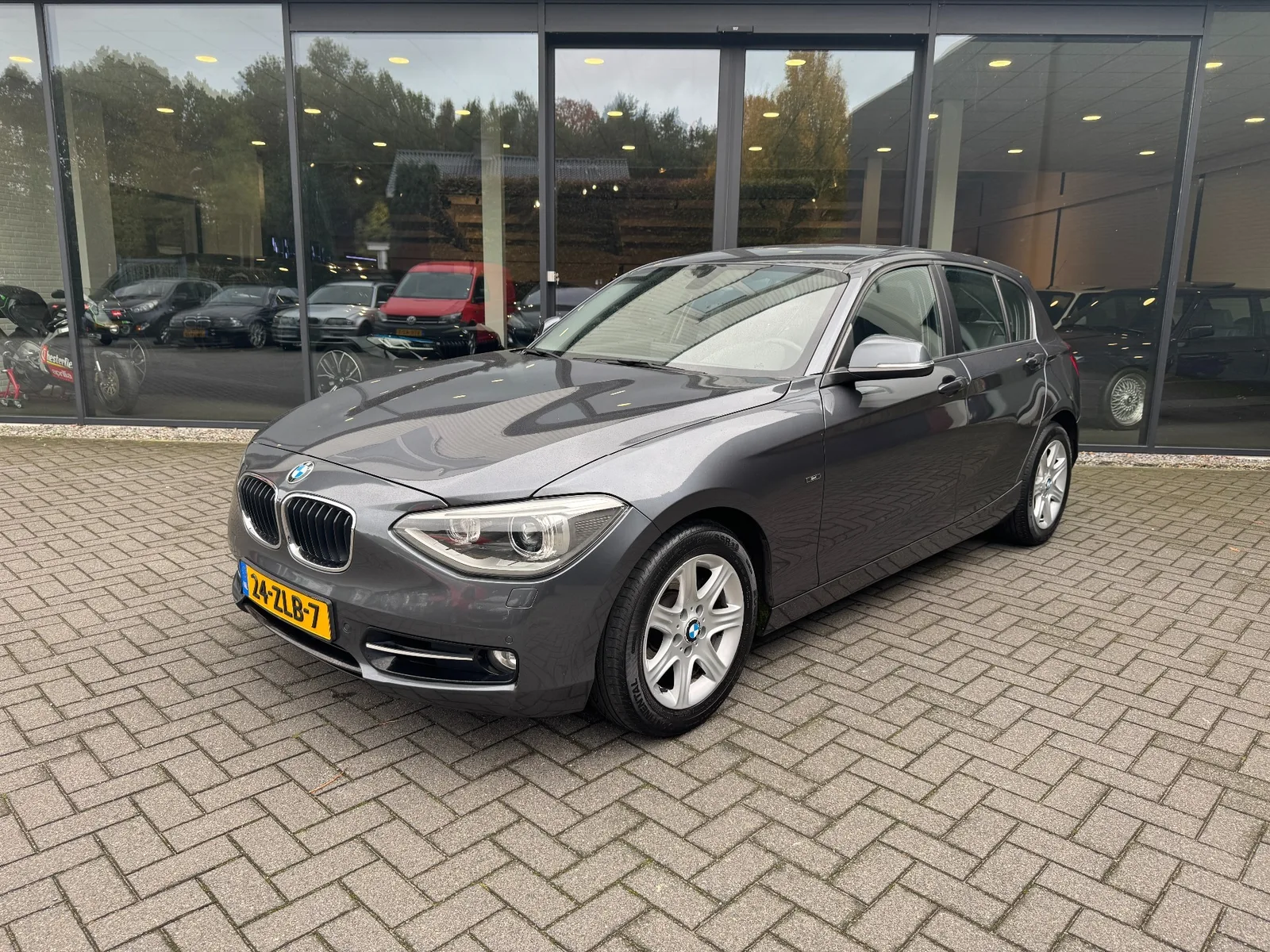 BMW 1-Serie (2013) — foto 1
