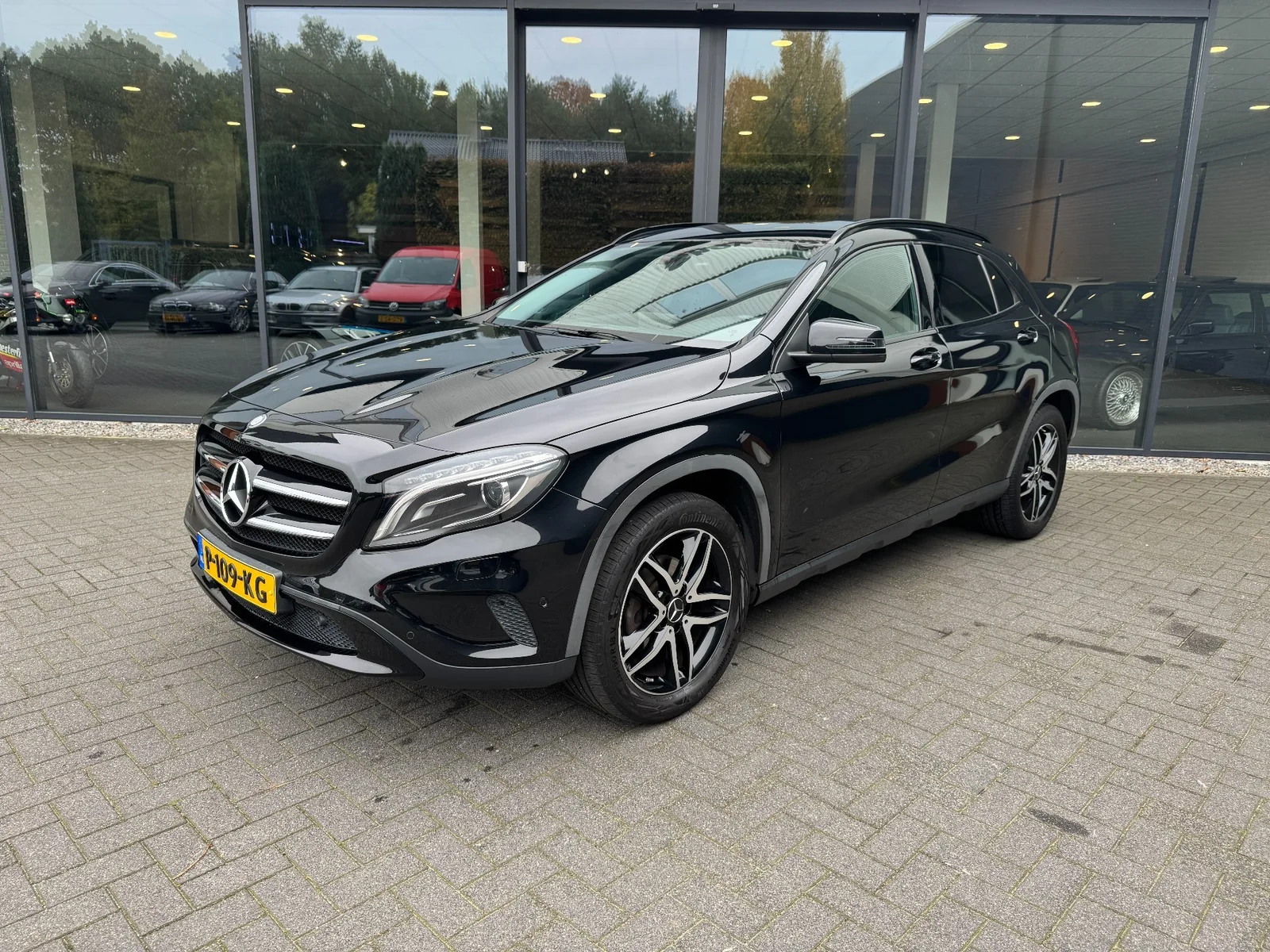 Mercedes-Benz GLA-Klasse (2016) — foto 1