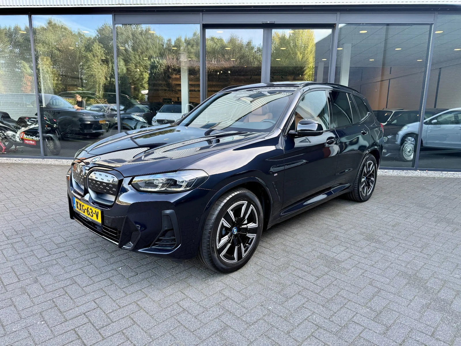 BMW iX3 (2022) — foto 1
