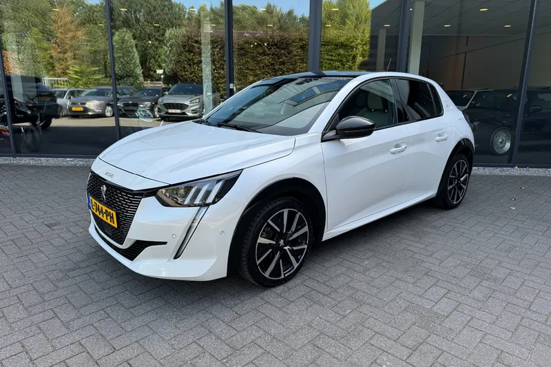 Peugeot 208 (2021)