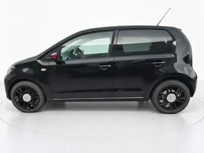 Volkswagen Up! (2013) — foto 1