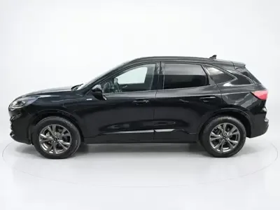 Ford Kuga (2022) — foto 1