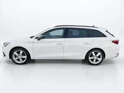SEAT Leon Sportstourer (2022) — foto 1