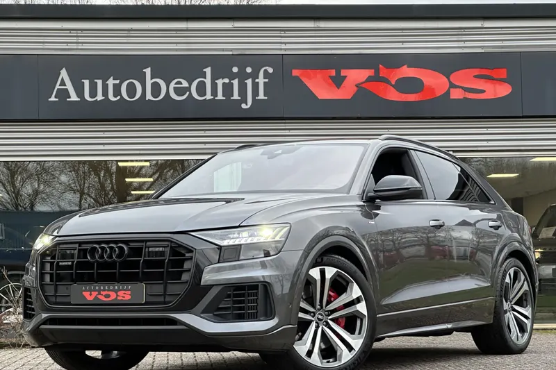 Audi Q8 (2020)